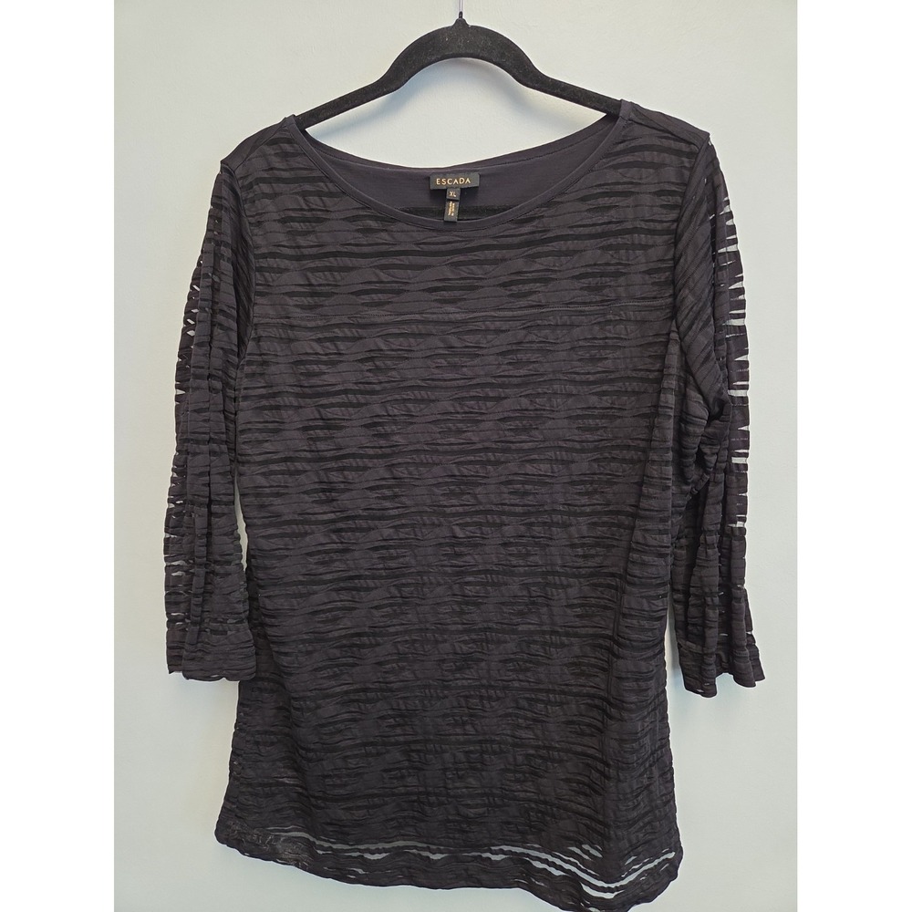 Escada XL Top Shirt Black Lined Knit Textured Crinkle Scoop Neckline 3/4 sleeves